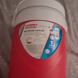 Coleman 1 Gal. Classic Insulated Drink Cooler Carry Handle Pouring Spout Top
